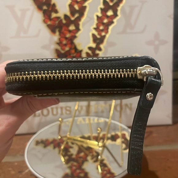 Kate Spade Wellesley Neda Zip Around Wallet - Picture 9 of 10